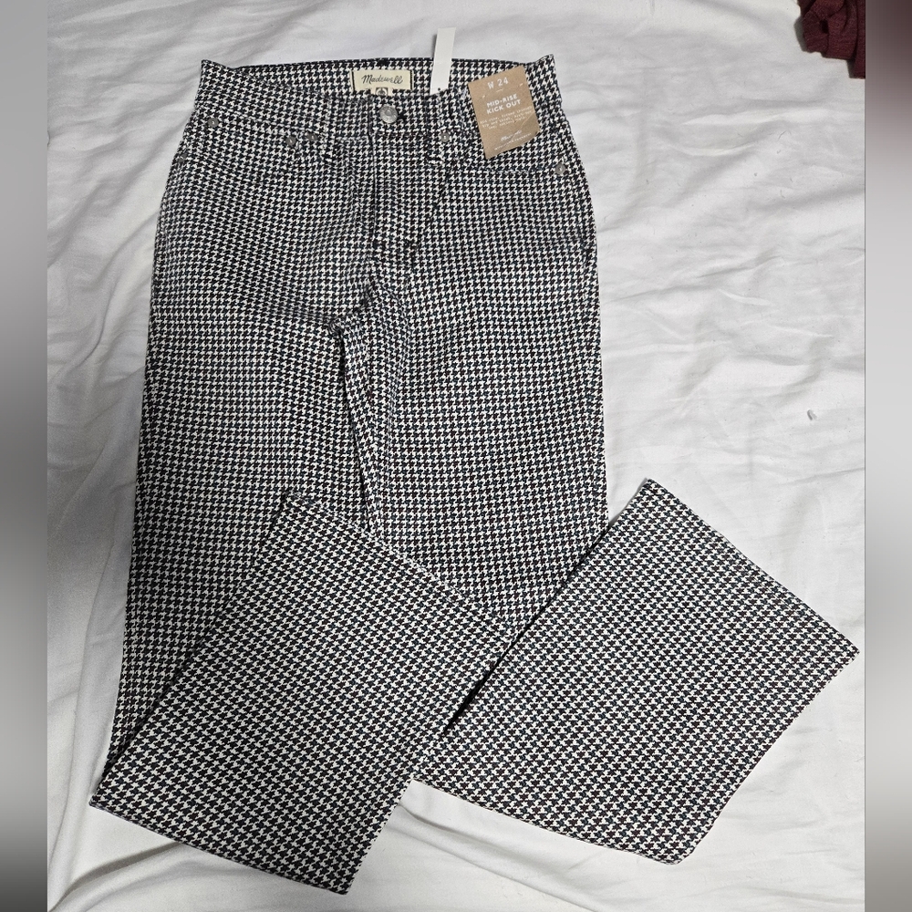 Madewell Kick Out Crop Jeans in Houndstooth Check